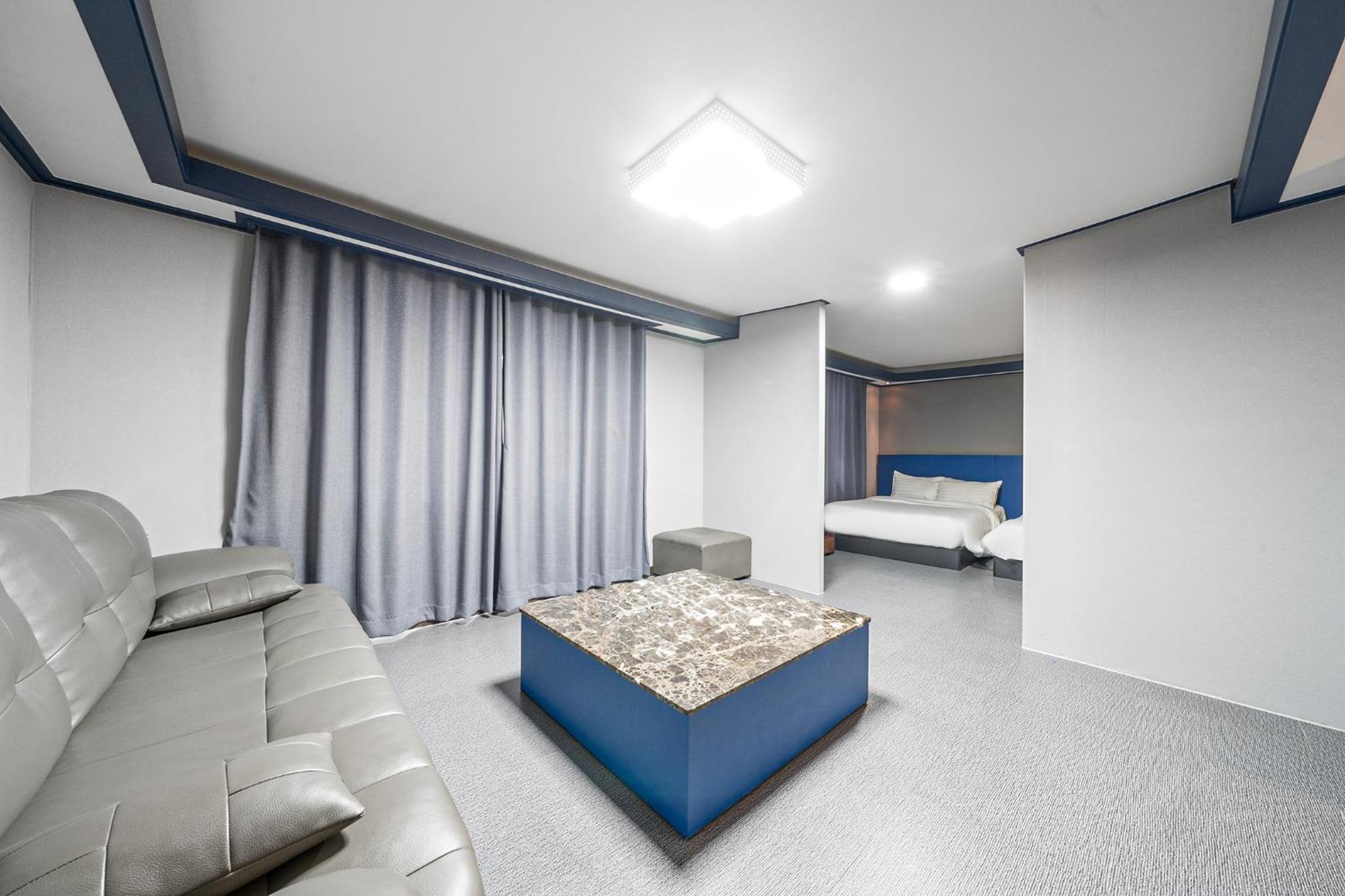 Noblesse Hotel Чечжу Екстер'єр фото