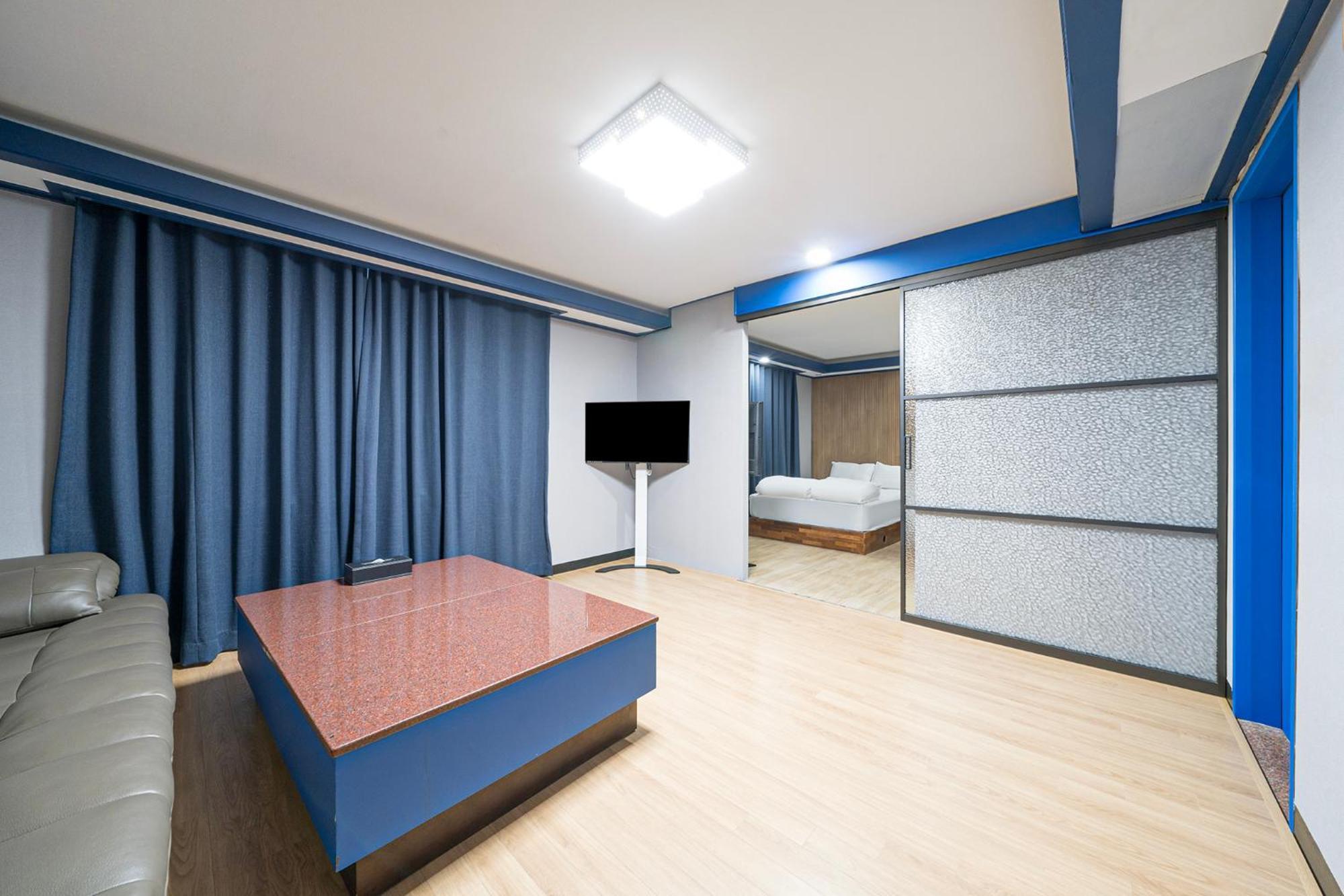 Noblesse Hotel Чечжу Екстер'єр фото