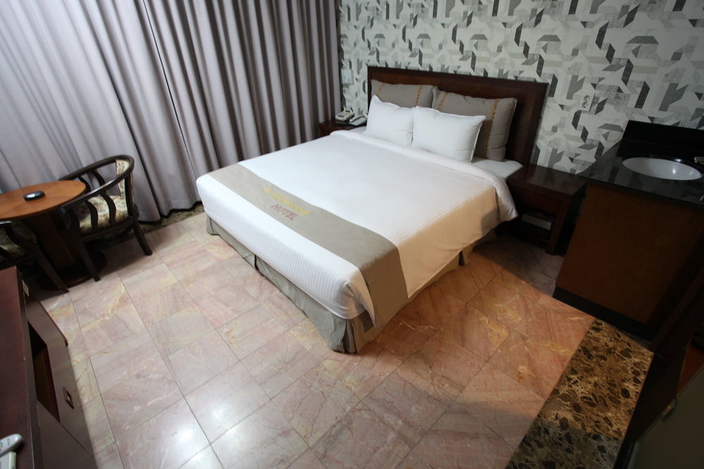 Noblesse Hotel Чечжу Екстер'єр фото
