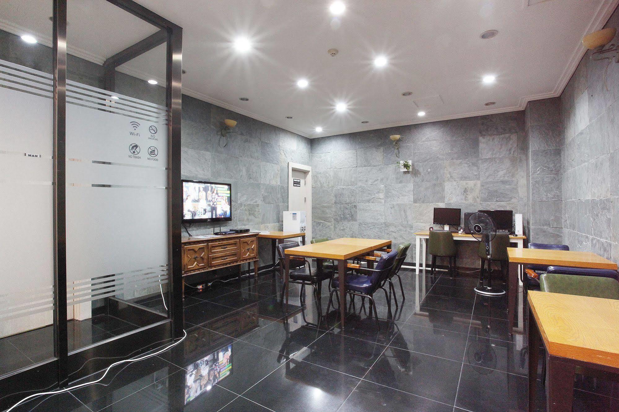 Noblesse Hotel Чечжу Екстер'єр фото