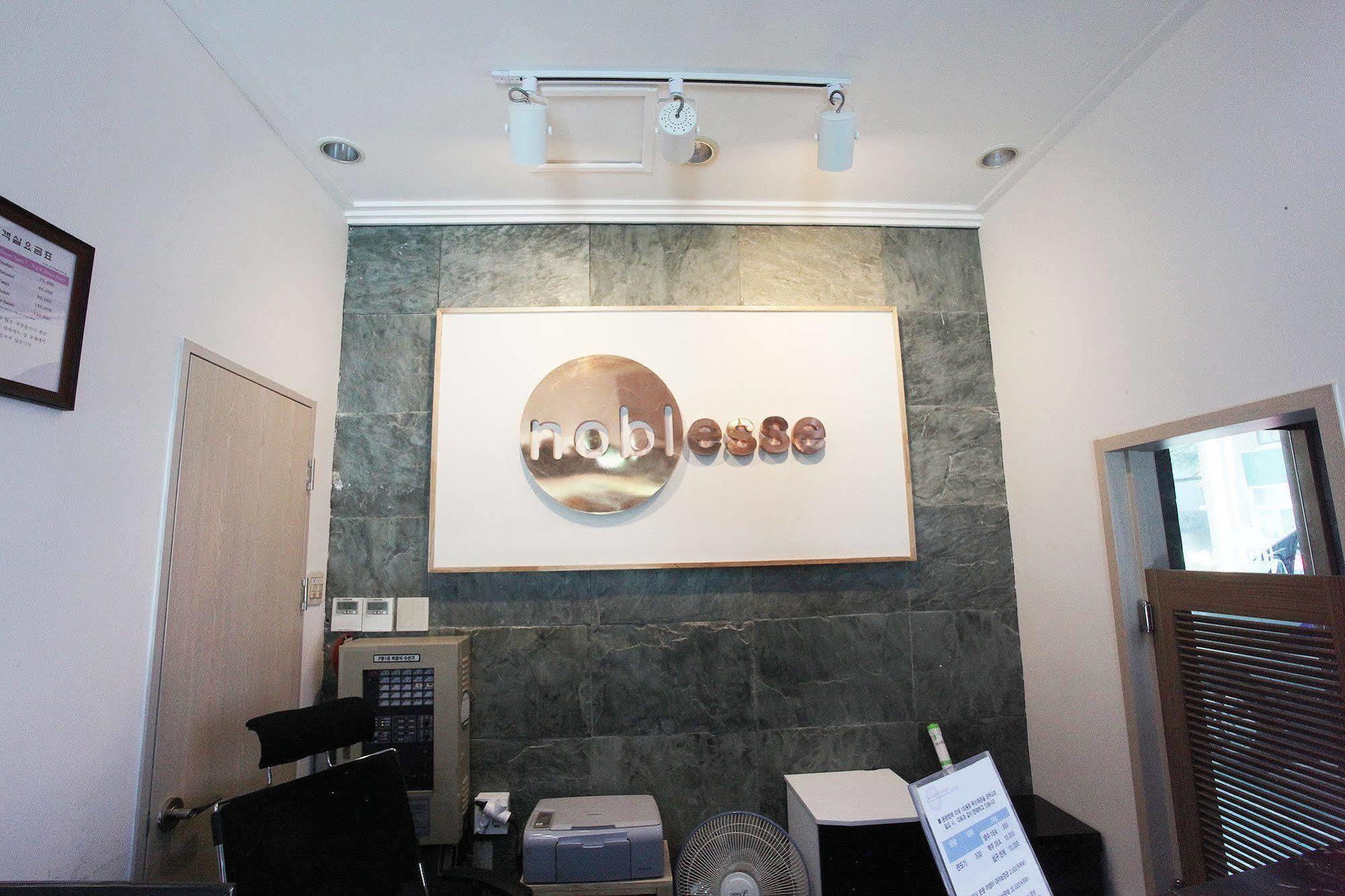Noblesse Hotel Чечжу Екстер'єр фото