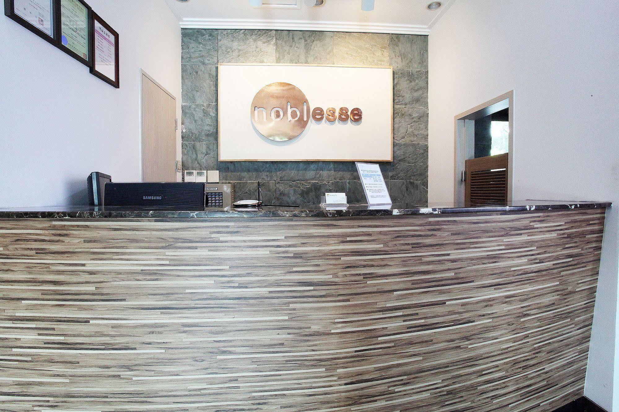 Noblesse Hotel Чечжу Екстер'єр фото