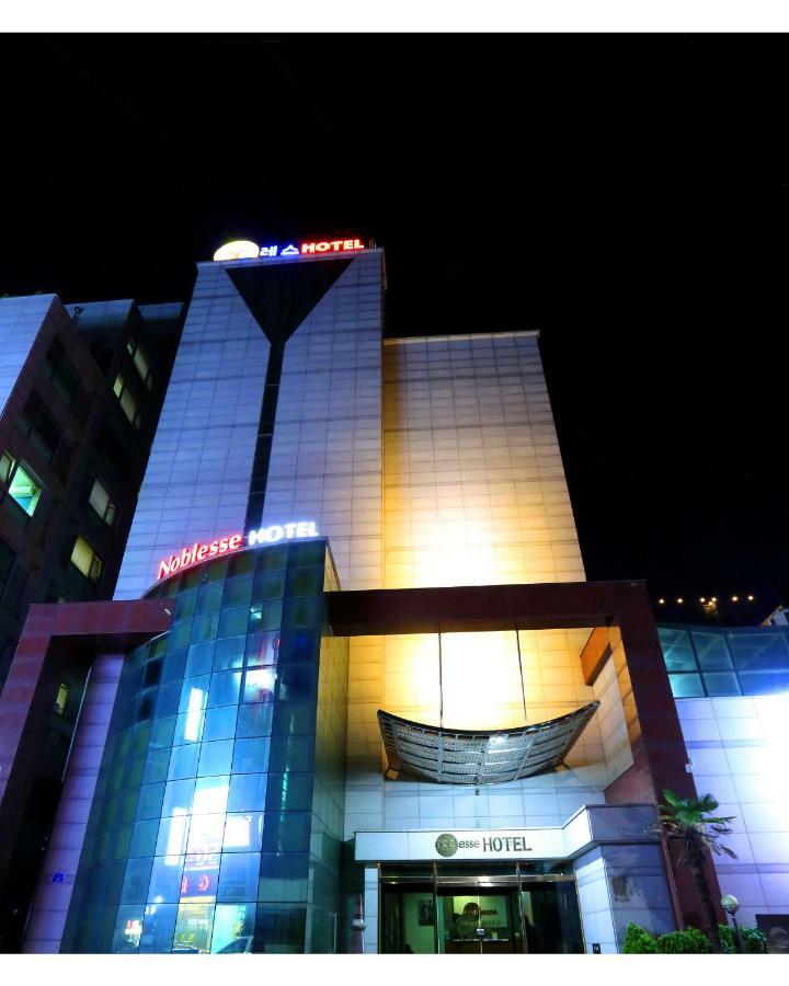 Noblesse Hotel Чечжу Екстер'єр фото